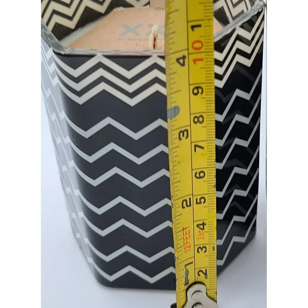 TARGET MISSONI Amberwood Jasmine Candle Black/White Zig Zag Glass Jar 4” H NEW